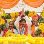 CM मोहन यादव ने टीकमगढ़ में किया रोड शो, कांग्रेस पर भी साधा निशाना