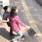 स्वाति मालीवाल का एक और Video आया सामने, CM आवास से हाथ पकड़कर बाहर लाती दिखीं सुरक्षाकर्मी