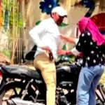ग्वालियर में बीच सड़क पर युवती का हाई वोल्टेज ड्रामा….बाइक पर फेंके पत्थर, युवक से छीना मोबाइल